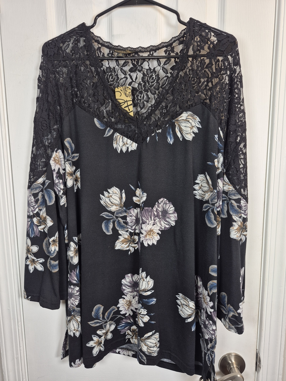 Suzanne Betro 2X Black Floral Sheer Lace Yoke Tunic Top Boho Romantic Fall